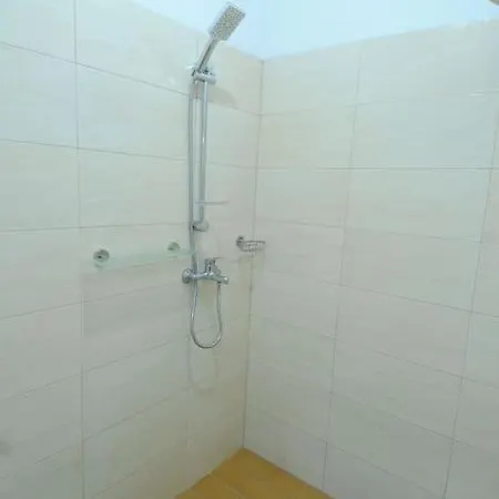 Apartment Grandpa House App.1 Tirana